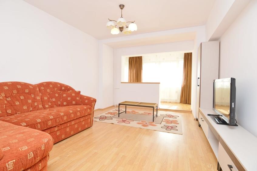 Apartament cu 3 camere decomandat în Iancului