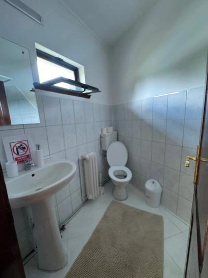 Spațiu comercial, de 350 mp, în Central