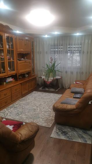 Apartament cu 3 camere decomandat în Ultracentral
