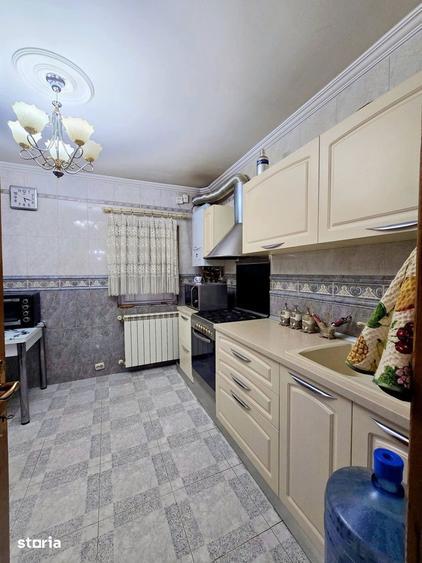 Apartament cu 4 camere, mobilat în Colentina