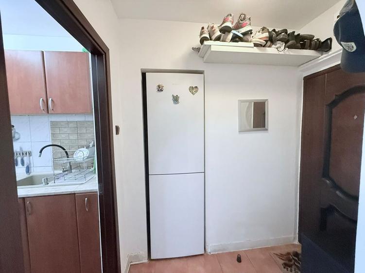 Apartament cu 2 camere semidecomandat, mobilat în Gara de Nord