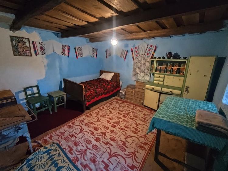 Casă cu 4 camere cu Teren 268 Mp în Boiu