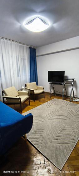 Apartament cu 2 camere semidecomandat în Cișmigiu