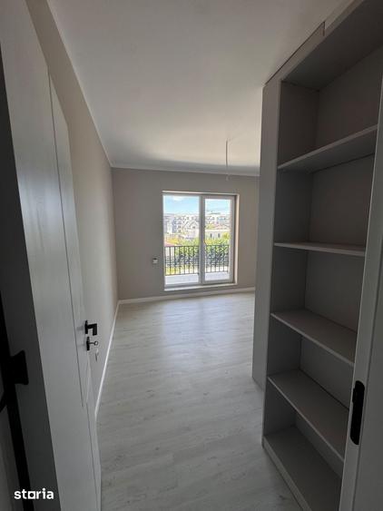 Apartament cu 2 camere decomandat în Theodor Pallady