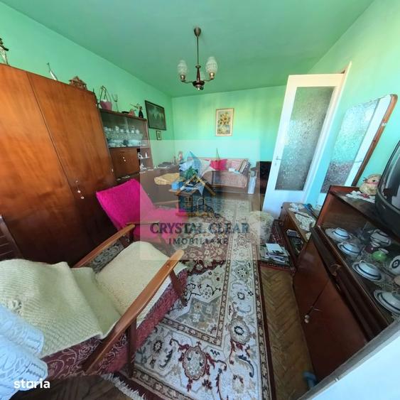Apartament cu 3 camere decomandat în 1848