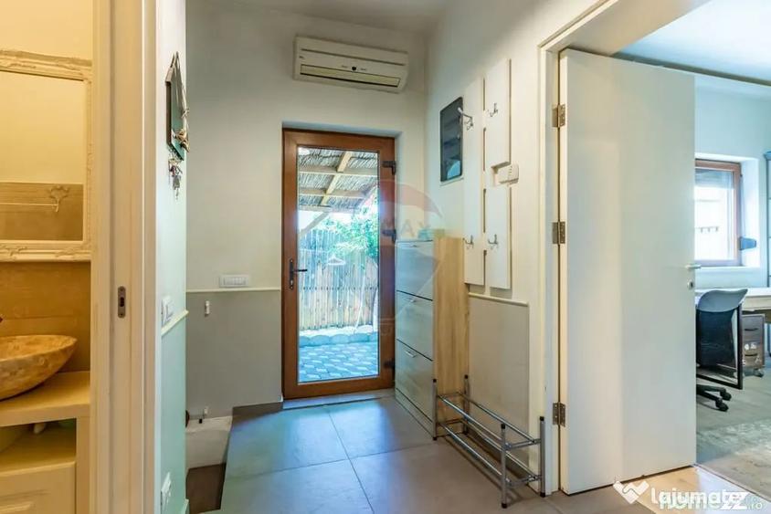 Apartament cu 4 camere semidecomandat în Turda