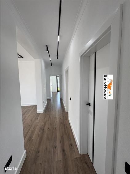 Casă cu 4 camere cu Teren 500 Mp în Central
