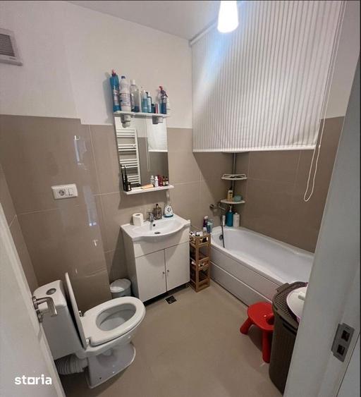 Apartament cu 2 camere decomandat în Rediu