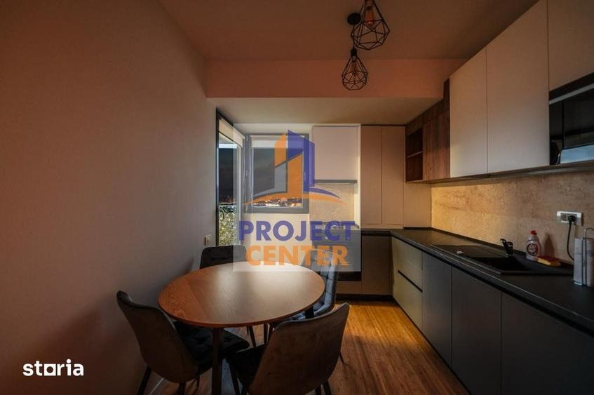 Apartament cu 3 camere decomandat, mobilat în Calea București