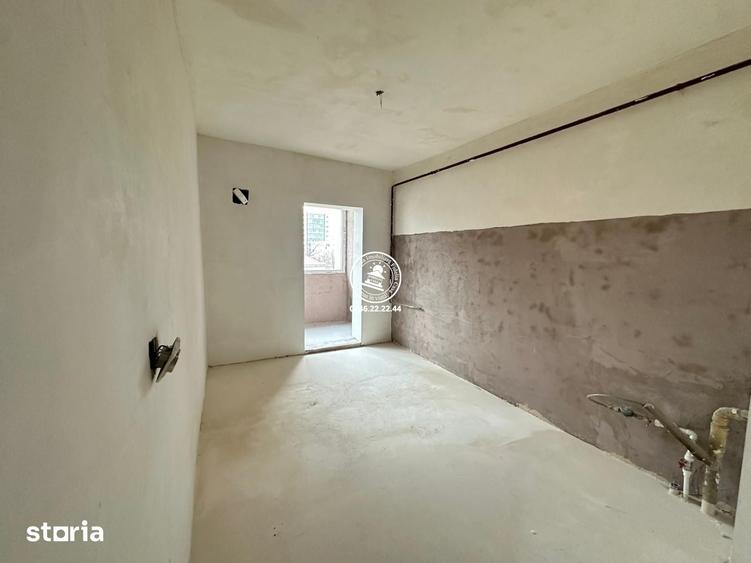 Apartament cu 3 camere decomandat în Central