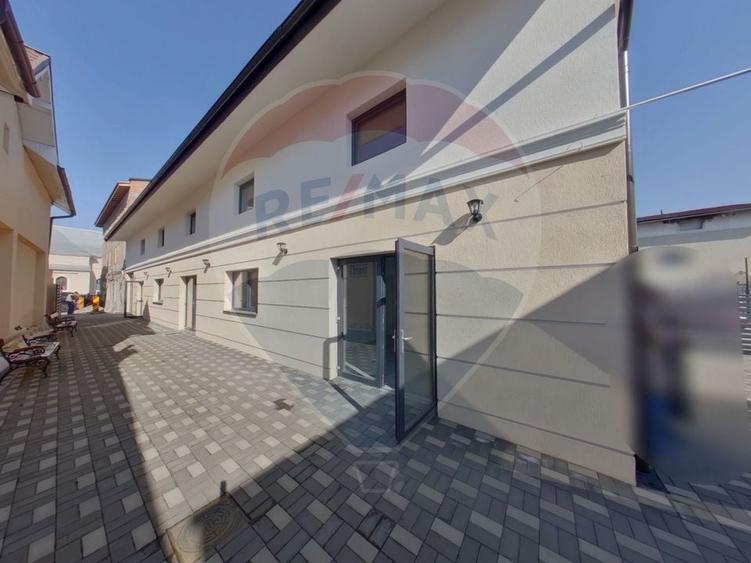 Birou, de 63 mp, în Ultracentral