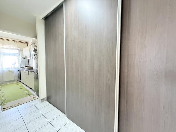 Apartament cu 3 camere circular, mobilat în Tomis Nord