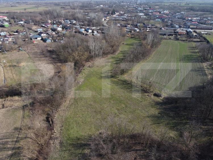 Casă individuală cu 2 camere cu Teren 3800 Mp în Costeștii din Vale