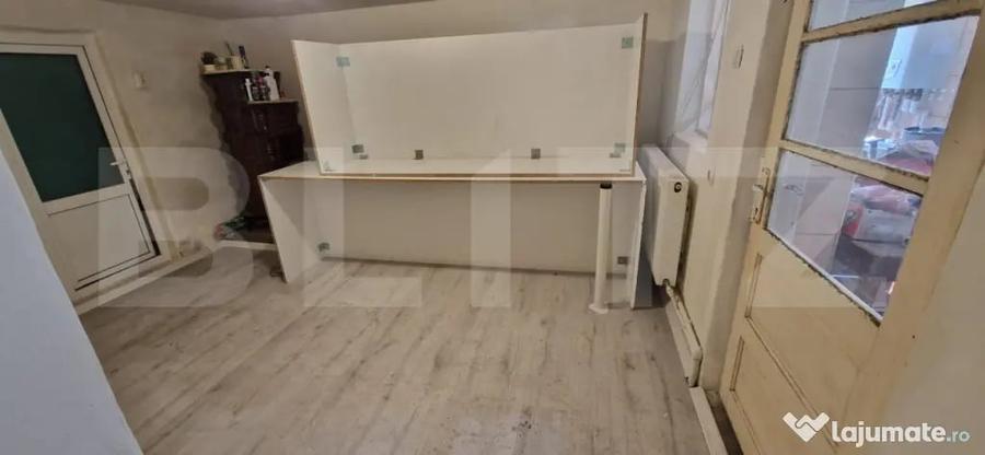 Casă cu 3 camere cu Teren 624 Mp în Bariera Vâlcii