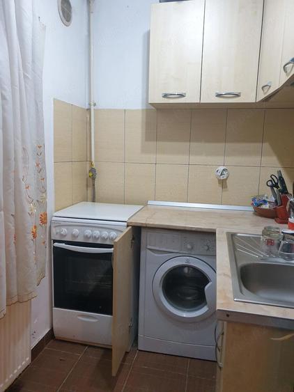 Garsonieră decomandată în Zorilor