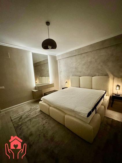 Apartament cu 3 camere decomandat, mobilat în Băneasa
