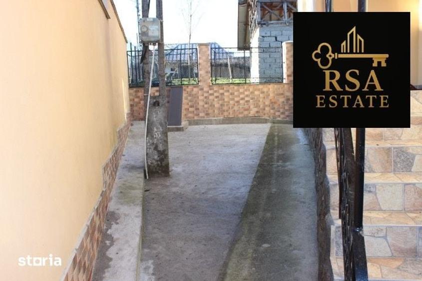Casă cu 4 camere cu Teren 2804 Mp în Pietrari