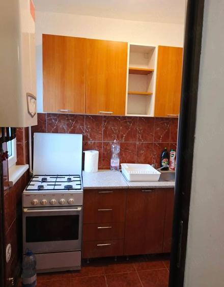 Garsonieră decomandată în Gării