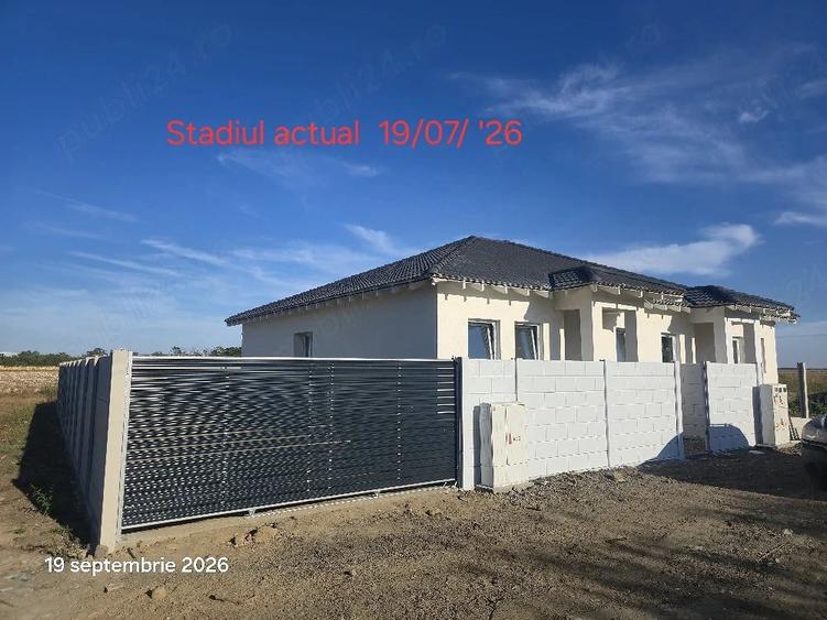 Casă cu Teren 300 Mp în Parța