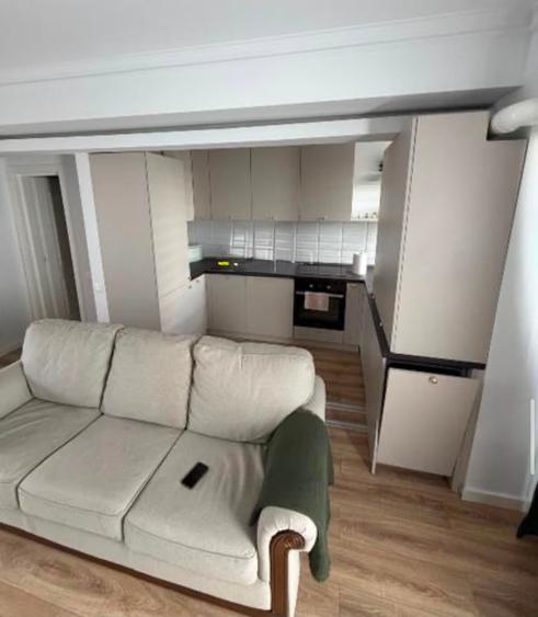 Apartament cu 2 camere în 13 Septembrie