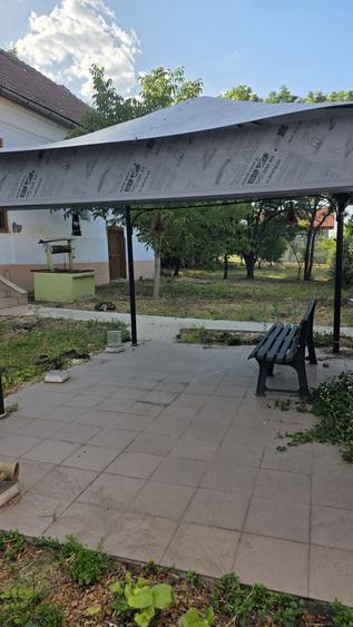 Casă cu 3 camere în Satchinez