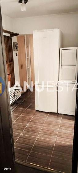 Apartament cu 3 camere decomandat în Titan