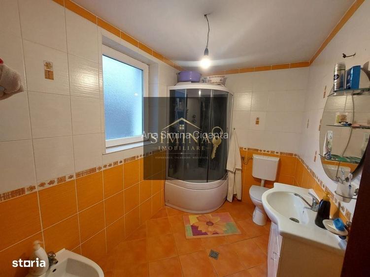 Casa De Vanzare, 1700 Mp Teren, Str Marului, Unirii