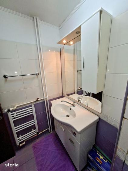 Apartament cu 3 camere în 13 Septembrie