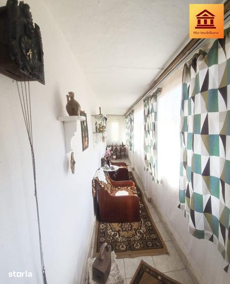 Casă cu 2 camere cu Teren 1475 Mp în Felnac