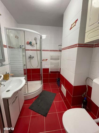 Apartament cu 3 camere decomandat în Canta