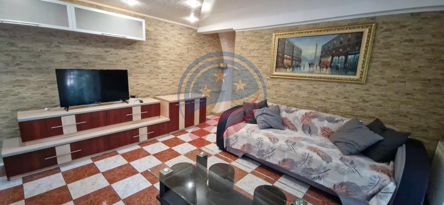 Apartament cu 2 camere semidecomandat, mobilat în Ultracentral