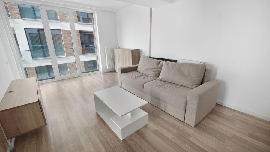 Apartament cu 2 camere semidecomandat, mobilat în Politehnica