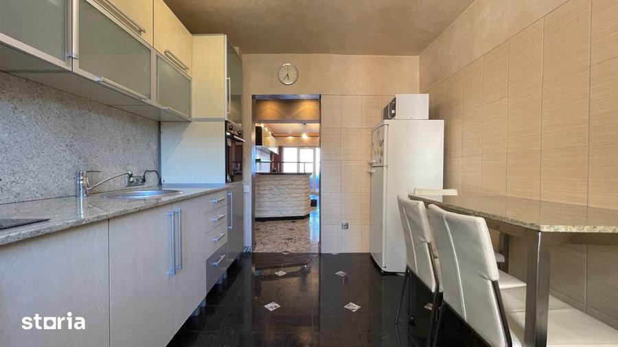 Apartament cu 3 camere în Valea Cetății