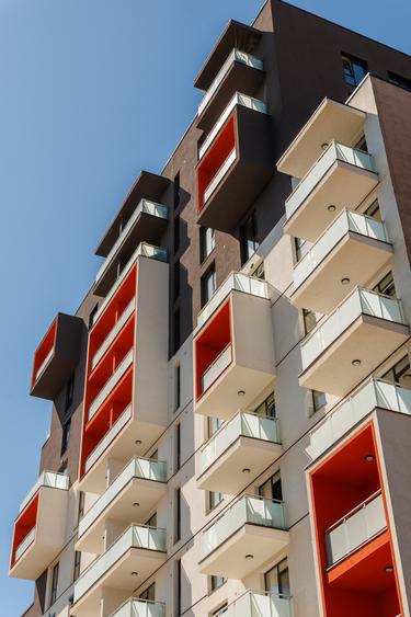Apartament cu 2 camere decomandat în Tipografilor