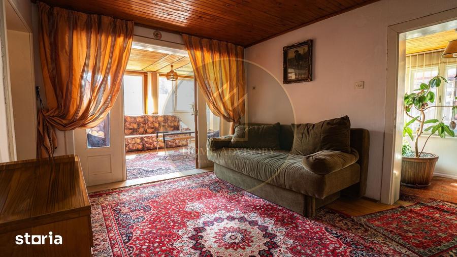 Casă cu 5 camere cu Teren 1500 Mp în Bran
