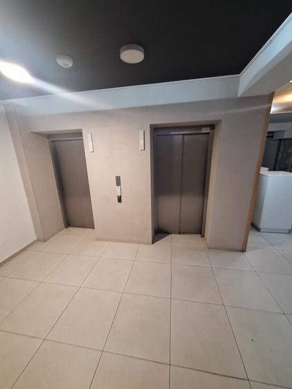 Apartament cu 2 camere decomandat în Crângași