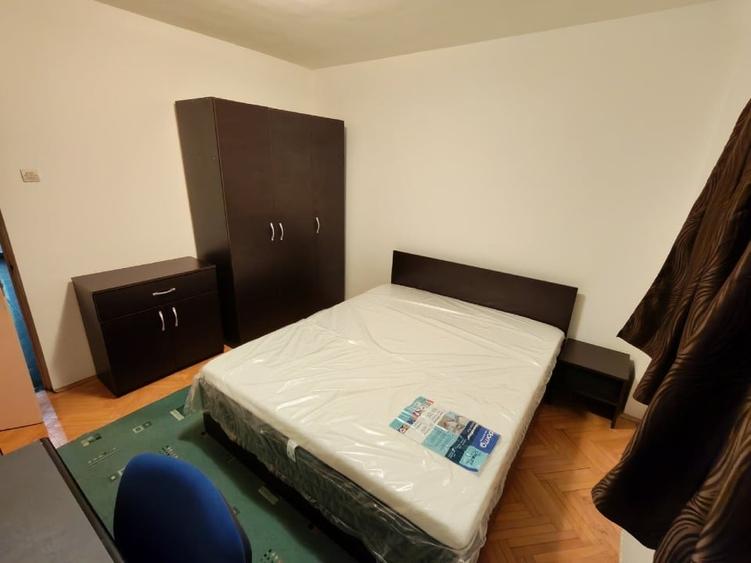 Apartament cu 3 camere decomandat, mobilat în Nerva Traian