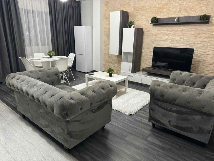 Apartament cu 2 camere decomandat în Exterior Vest