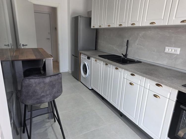 Apartament cu 2 camere decomandat în Aviației