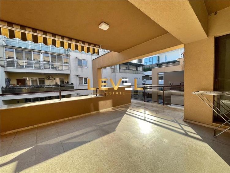 Apartament cu 3 camere decomandat în Herăstrău