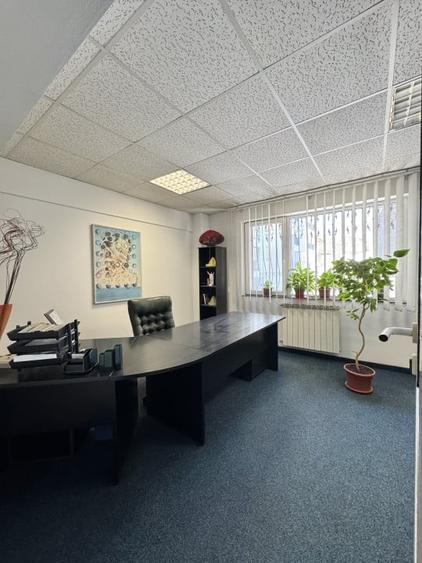 Birou, de 800 mp, în Iancului