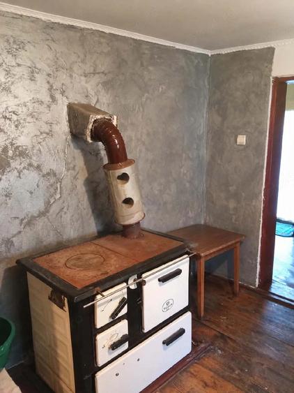 Casă cu 2 camere cu Teren 500 Mp în Central