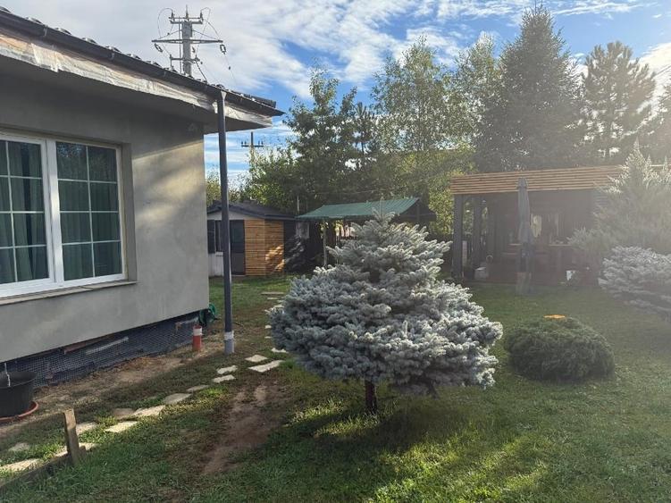 Casă individuală cu 4 camere cu Canalizare în Bucium