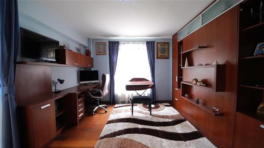 Apartament cu 3 camere decomandat în Calea Aradului