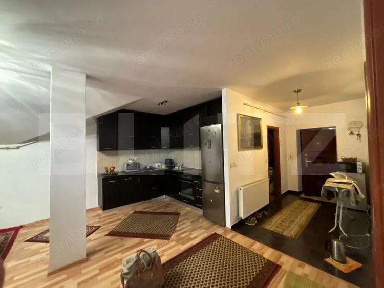Apartament cu 3 camere decomandat în Decebal