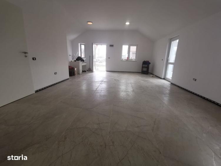 Casă cu 3 camere cu Teren 470 Mp în Prejmer