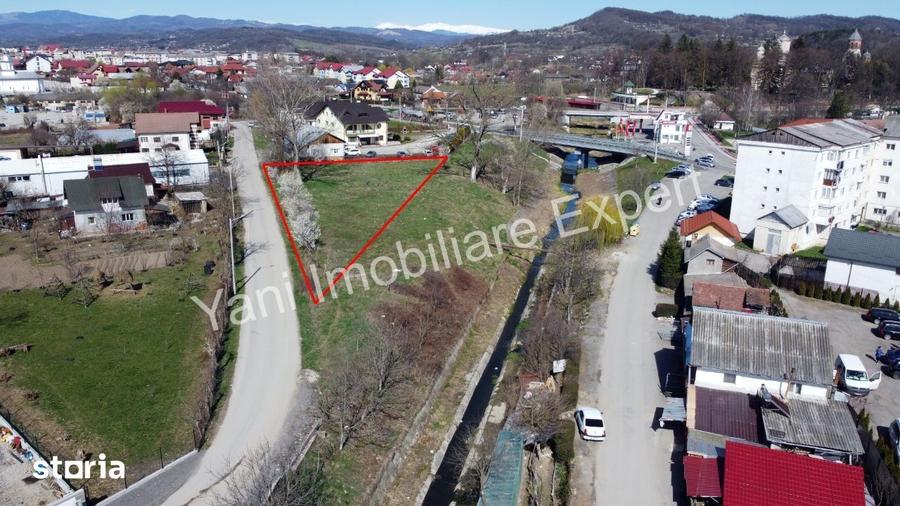 Teren de 1605 mp, în Curtea de Argeș