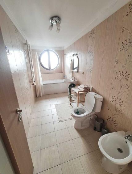 Apartament cu 2 camere decomandat în Exterior Vest