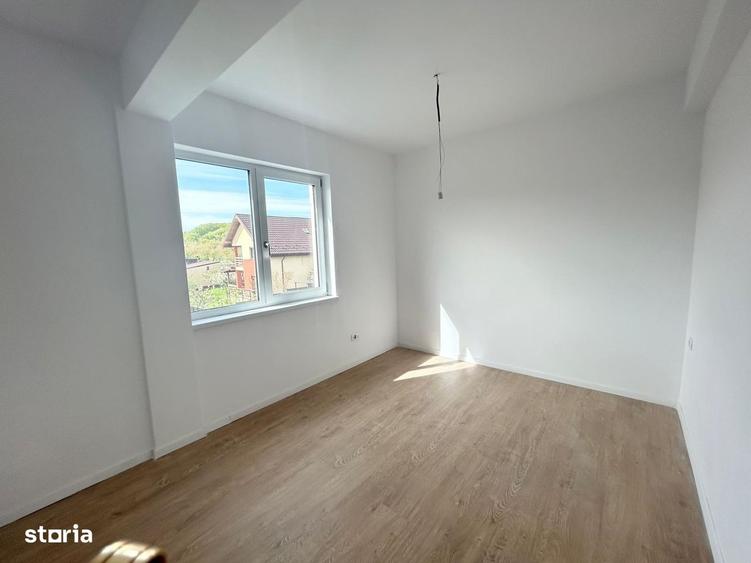 Casă cu 3 camere în Bucium