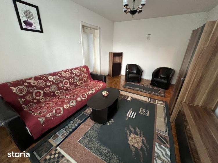 Apartament cu 3 camere decomandat în Calea Dumbrăvii